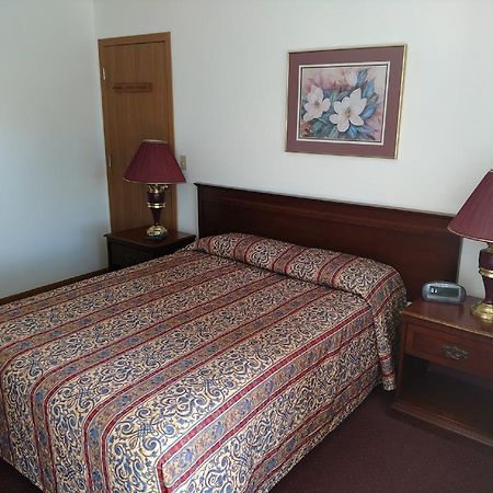 All Seasons Motel Rock Falls 외부 사진